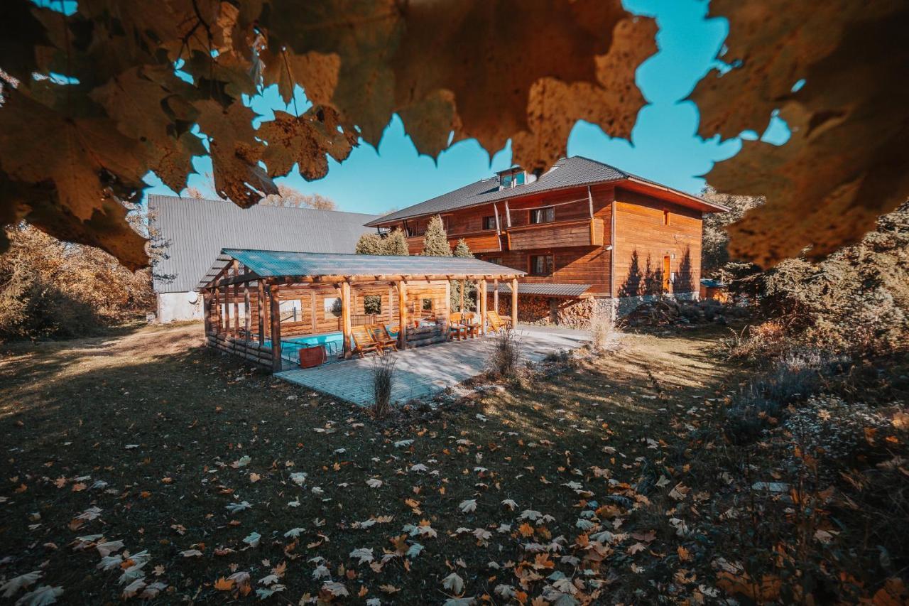 Wellness Pension Koliba Komorní Lhotka Extérieur photo